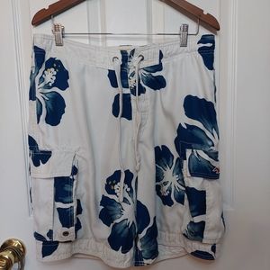 Hollister White Blue Floral Board Shorts Swim Trunks Hawaiian Beach Size 32